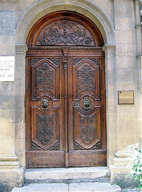 Hand carved doors13: Aix en Provence