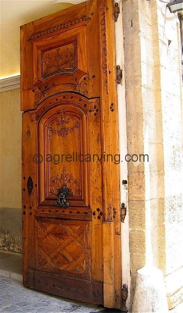 Hand carved doors9: Aix en Provence