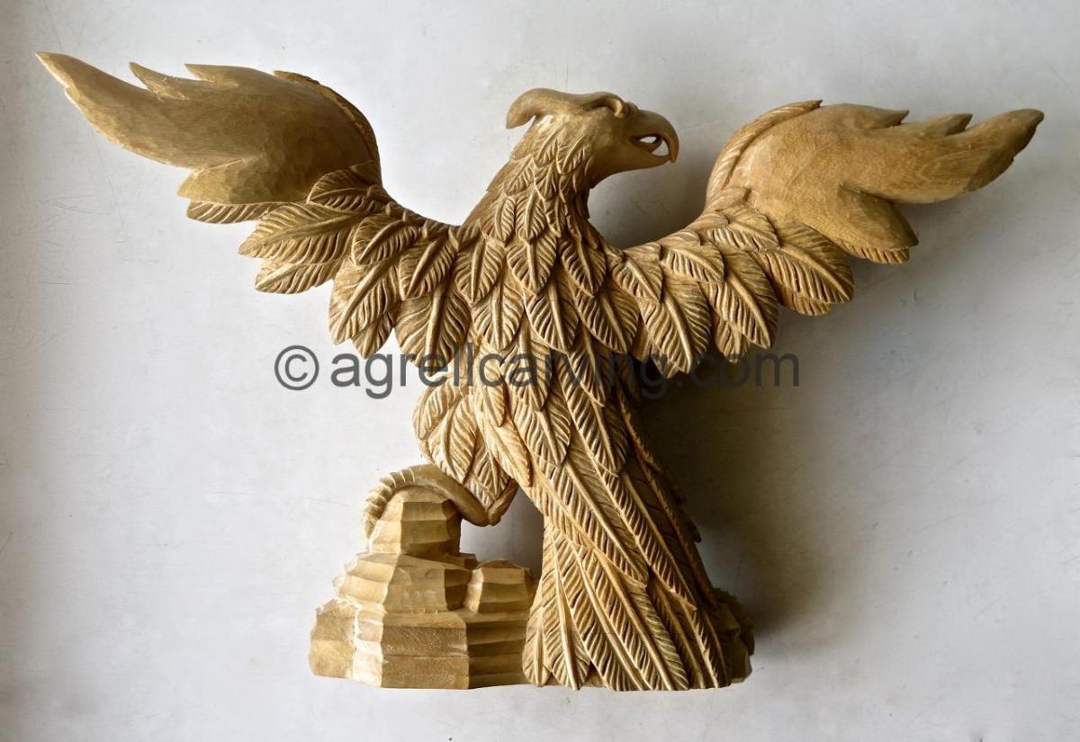 Of course it is not only patriotic eagles we carve. We are often comissioned to carve eagles for all sorts of projects, mainly furniture eg carved eagles for arms on chairs or for console tables.